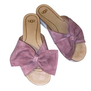 UGG Women's Pink Bow Slide Sandals